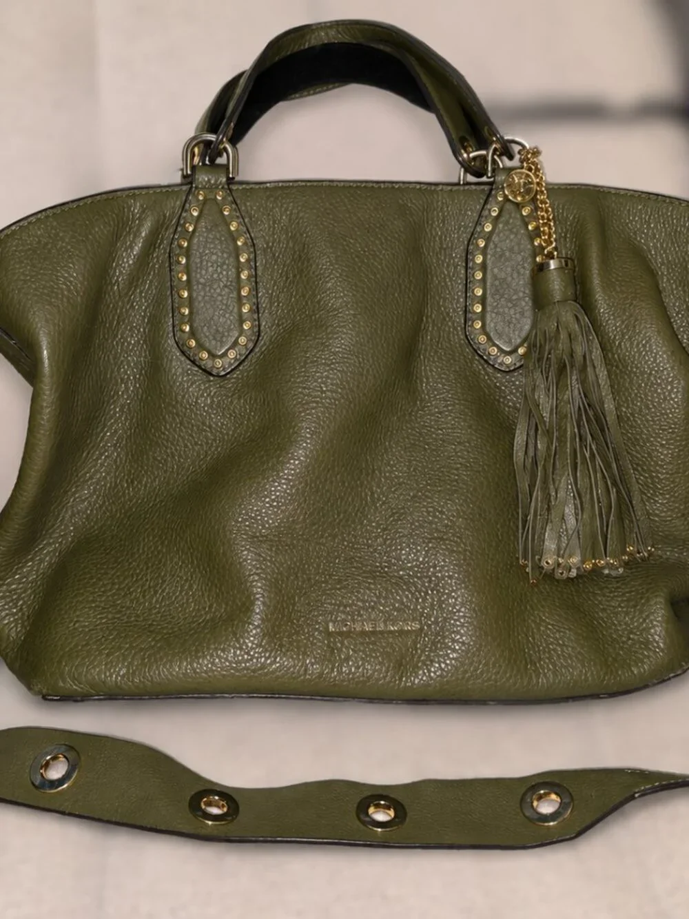 Michael Kors Olive Crossbody bag